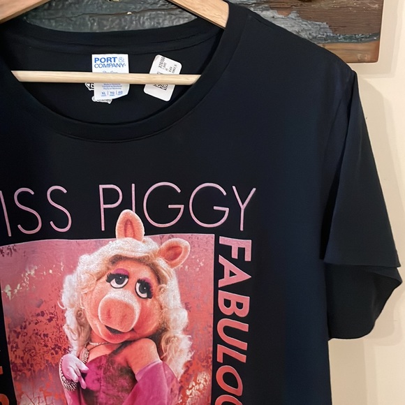Disney Miss Piggy Fabulous Black T-Shirt Size X-Large - Picture 7 of 13